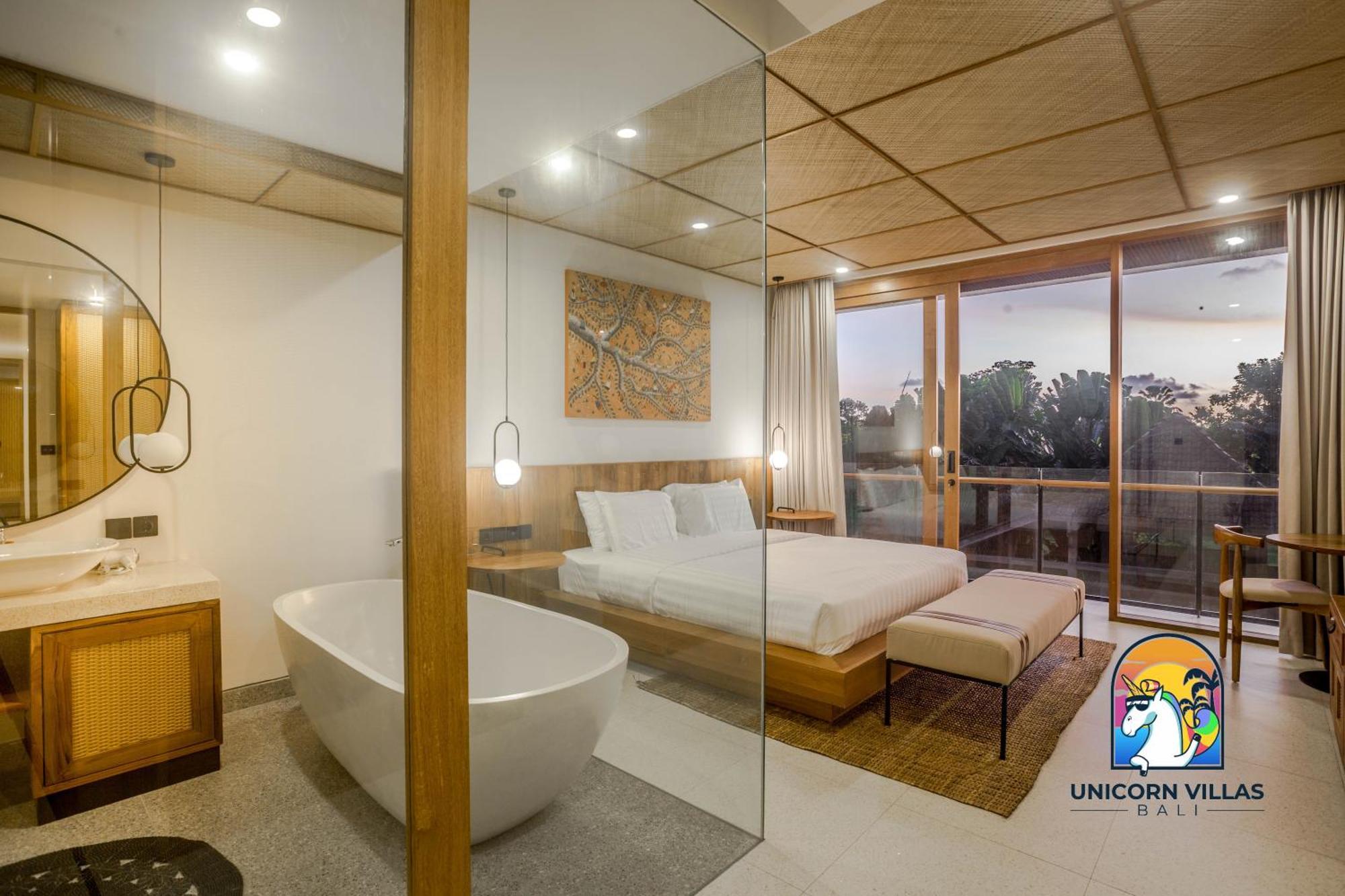 Villa Rufina - By Unicorn Villas Bali Чангу Экстерьер фото